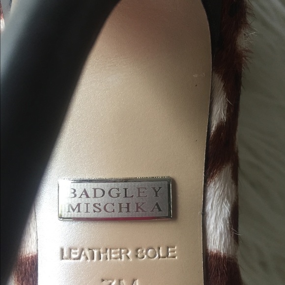 Beautiful pony hair leopard booties size 7 - Picture 4 of 8